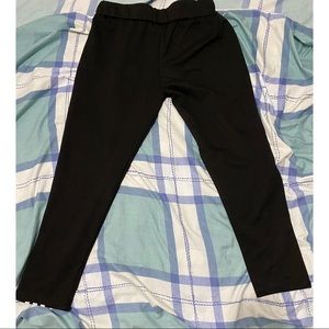 Straight fit Legging.